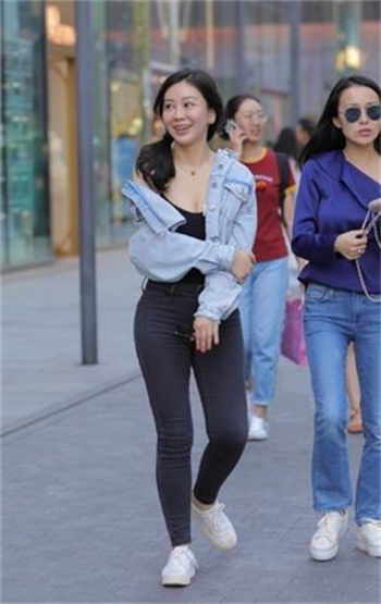 多年回母校的感慨句子