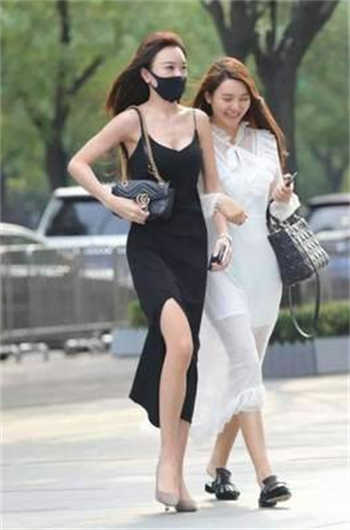 妈妈帮儿子打飞好吗