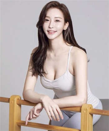 好看的车牌女主好看