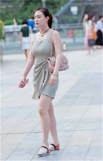 耽美囚禁play锁链吊起
