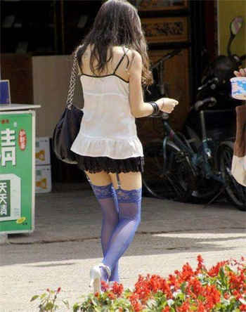电子厂女工出轨