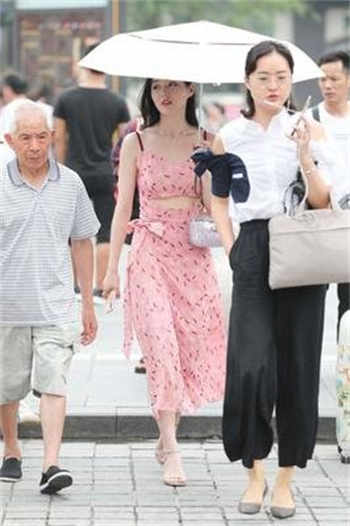 穿越红楼当王爷收后宫