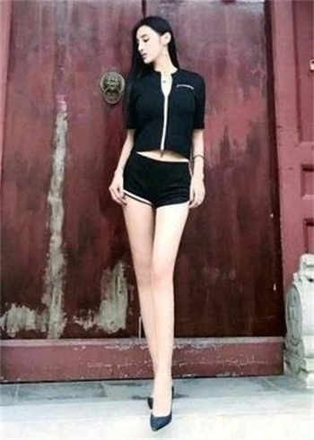 一个严厉妒忌的出租