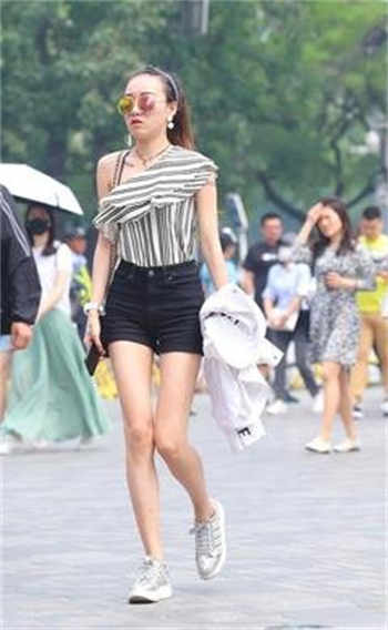 抖音女网红图片