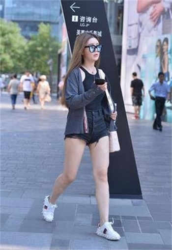 证服局长夫人了婆媳