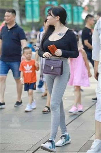 赌钱老婆抵债