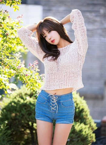 女子斩首文